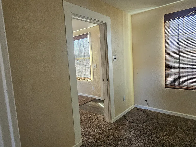 3311 Hueco Ave — Photo 6