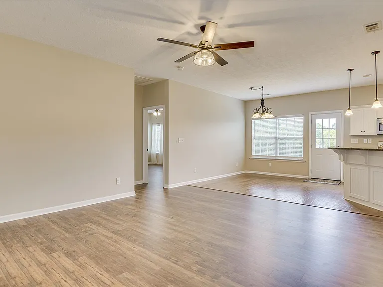 178 Kline St NW — Photo 6