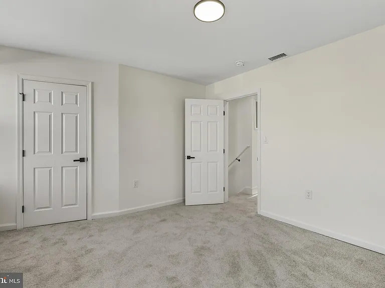 507 Washburn Ave — Photo 14