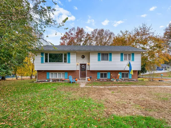 1 Apple Lane, Wallkill, NY 12589