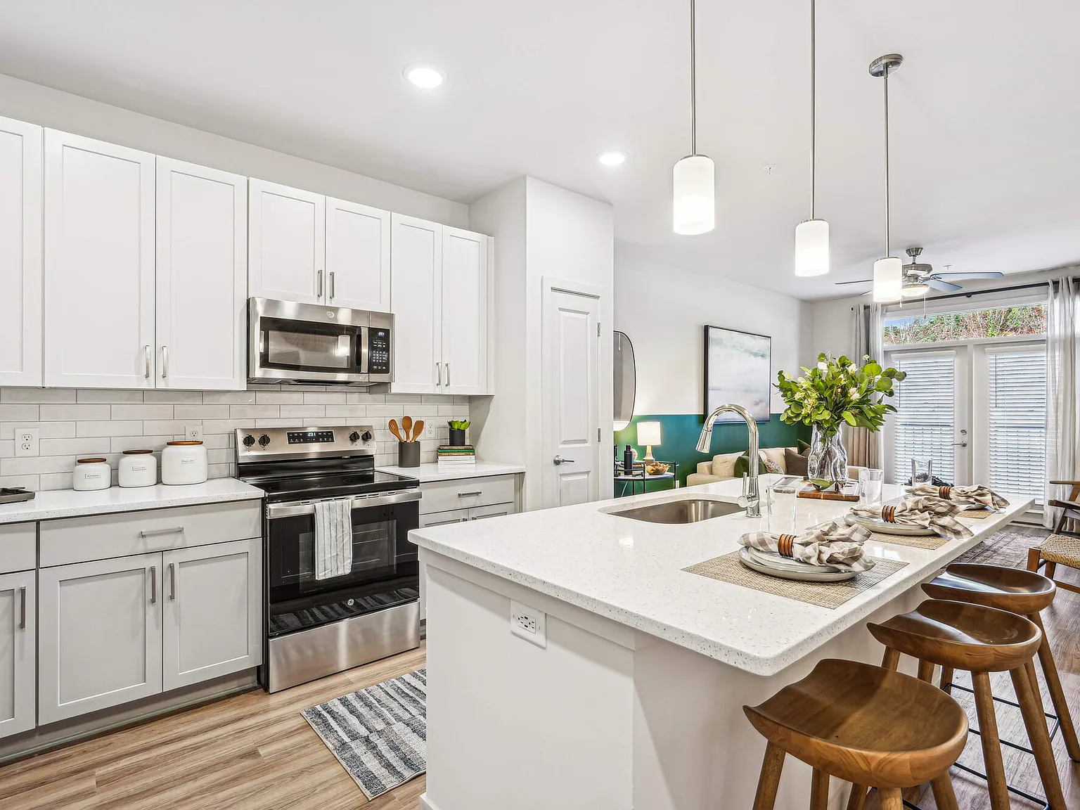 ACCENT BRIER CREEK — Photo 1
