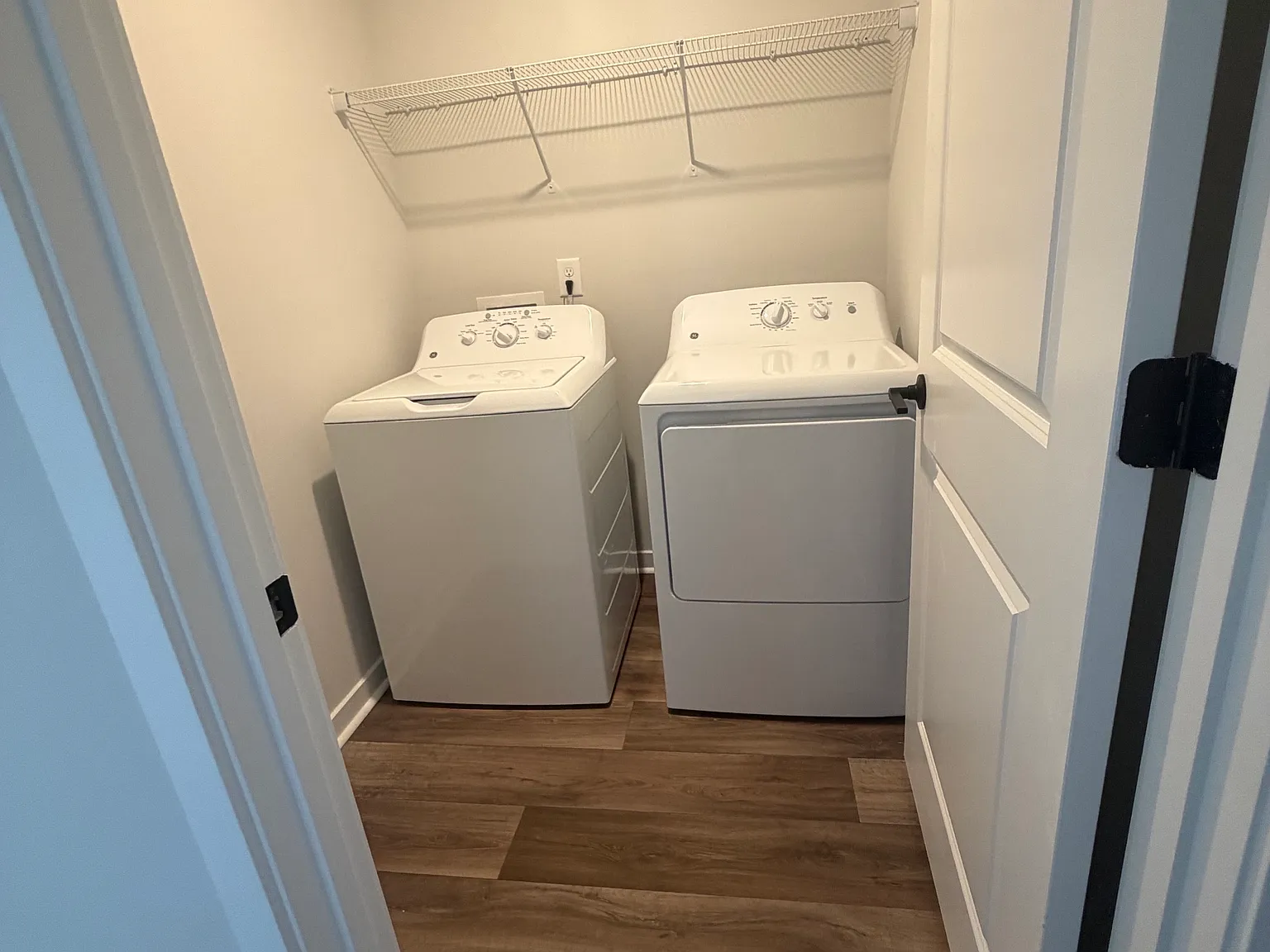 1429 King Oaks Loop - 1 — Photo 4
