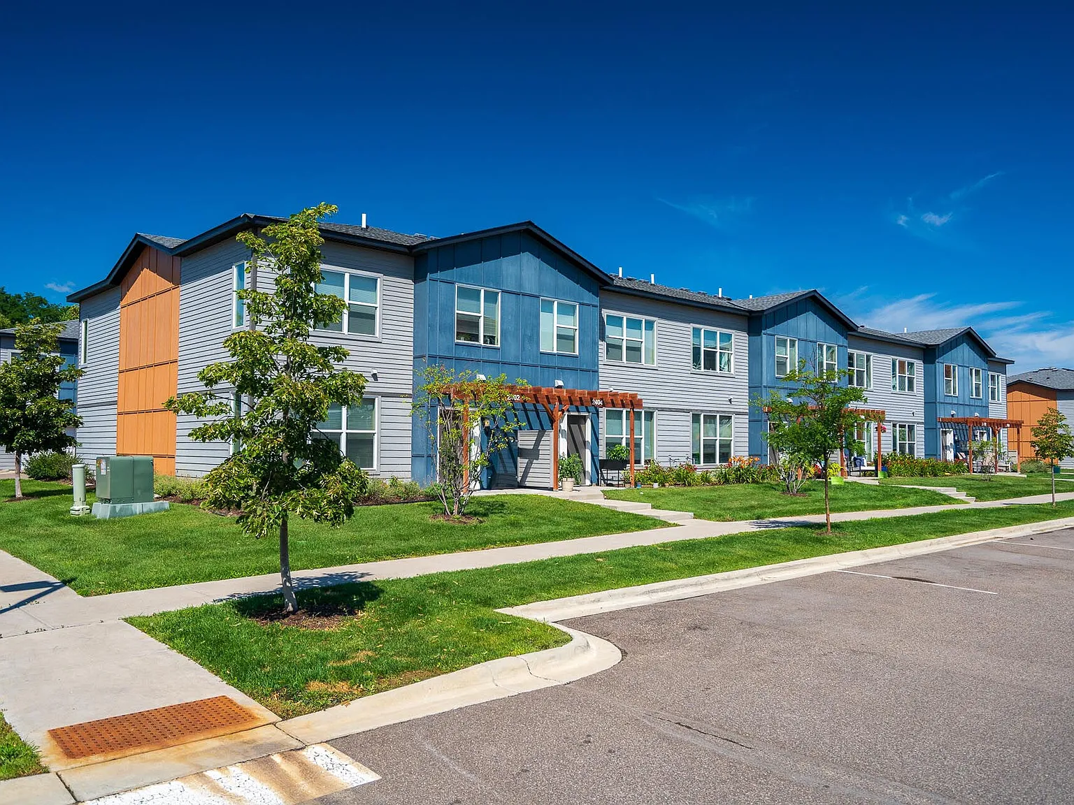 The Liberty Apartments and Townhomes — Photo 1