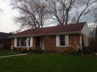 3736 Main St, Skokie, IL 60076