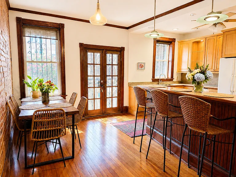1466 Chapin St NW — Photo 4