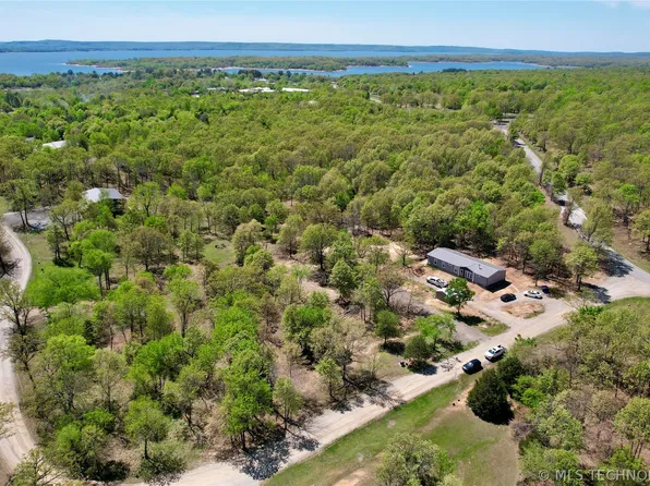 19 Duchess Creek Dr, Porum, OK 74455