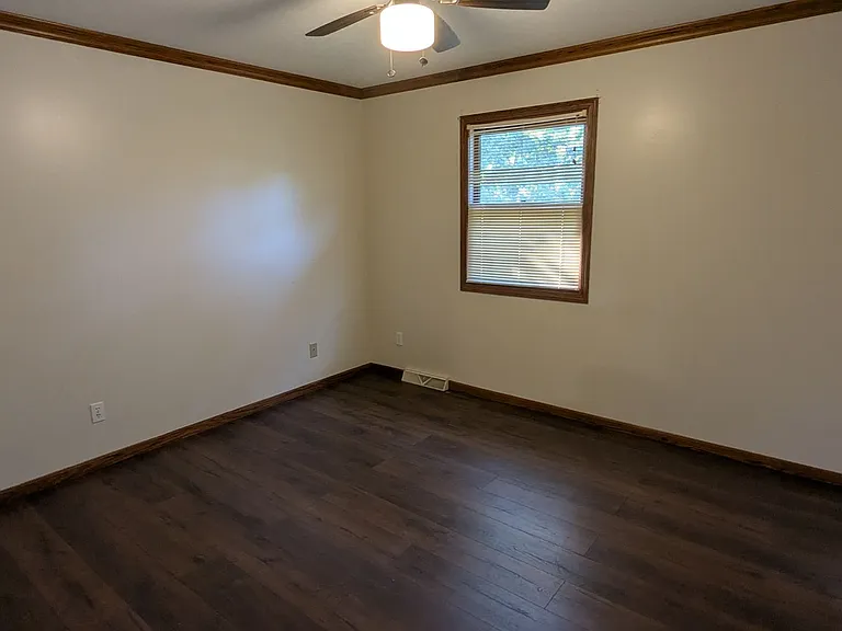 2025 Longfellow St NE — Photo 51