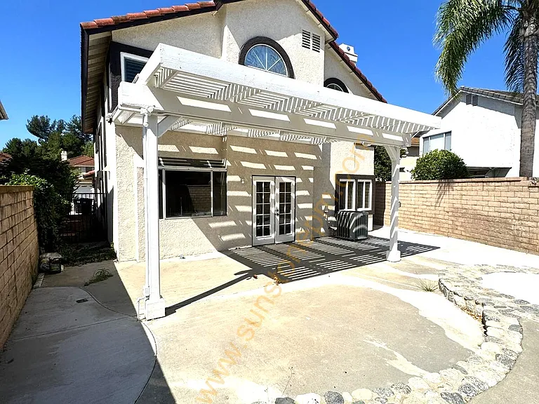 2180 Hedgerow Ln — Photo 30