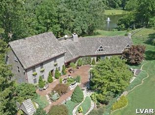 20 Berry Acres Ln N, Robesonia, PA 19551