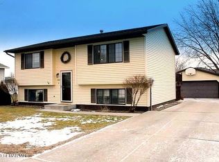 1742 23rd St SE, Rochester, MN 55904