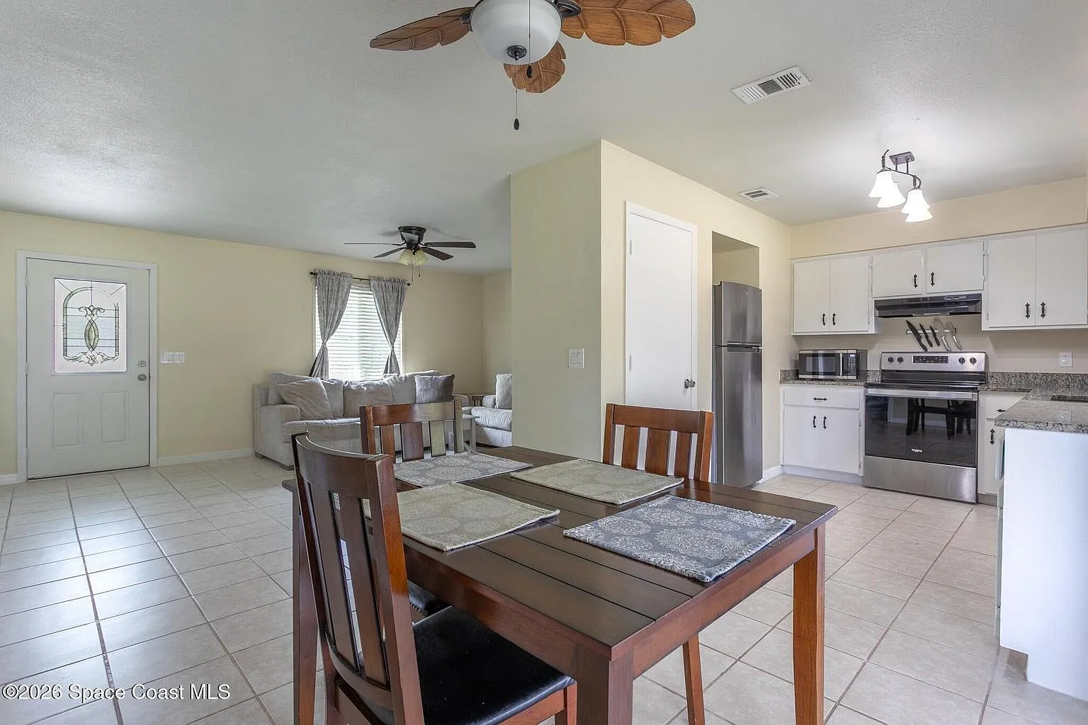 1263 San Matio Street - 1 — Photo 4