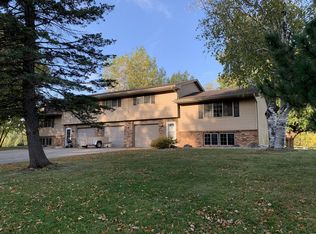 12350 210th St W, Lakeville, MN 55044