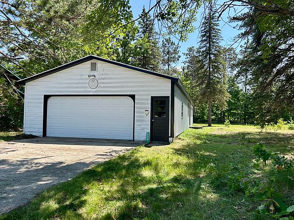 3rd image of 4927 Henry Dr