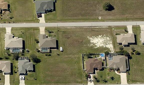 3rd image of 235 NW 25th Ave
