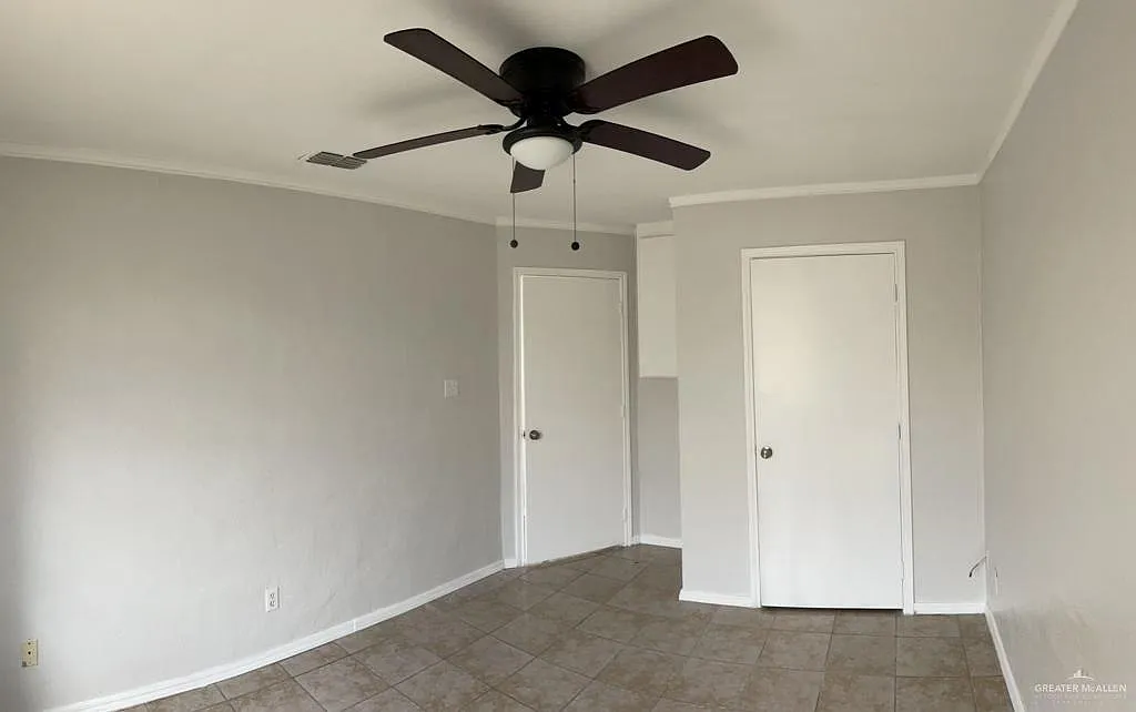 Building Photo - 174 Rosales Dr #1
