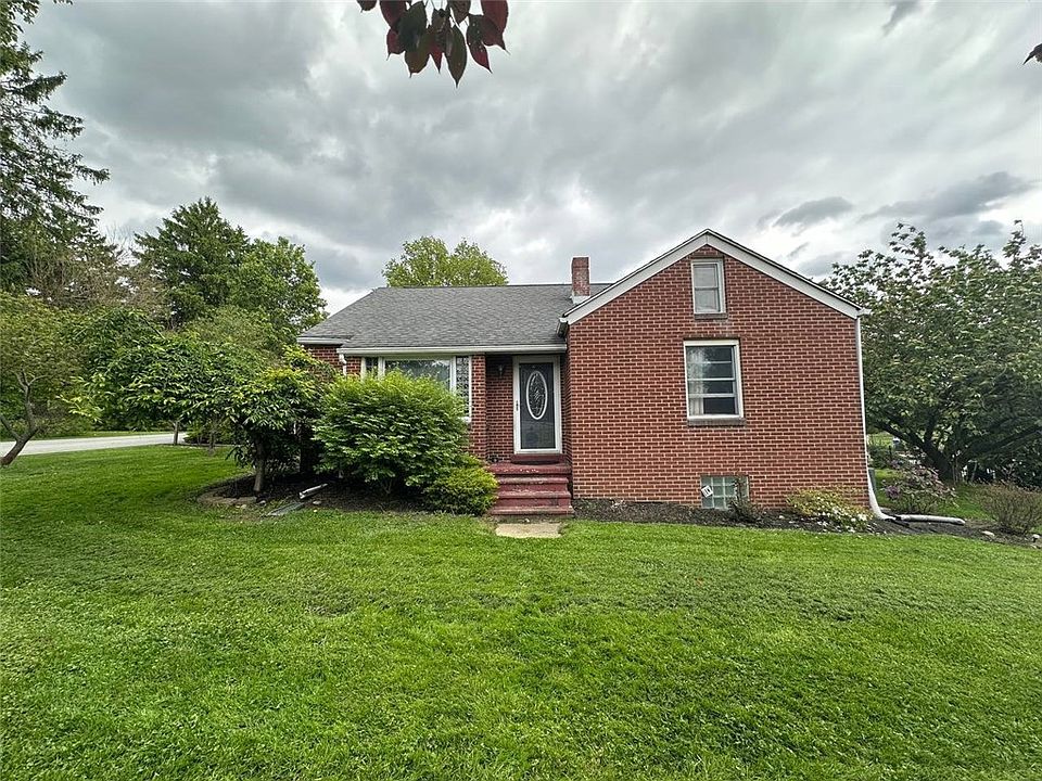 1st image of 904 Sandalwood Dr