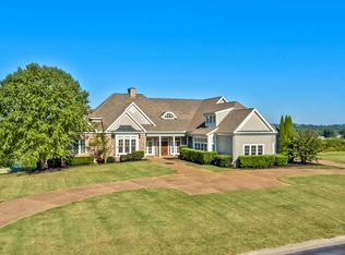 200 Thunder Rd, Vonore, TN 37885