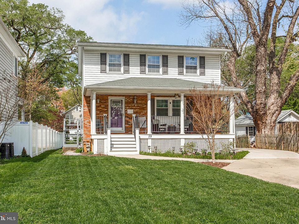 2nd image of 25 Glen Ave