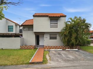 Caribbean Springs, Miami, FL 33172