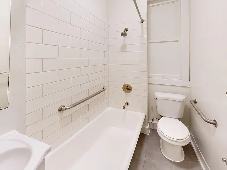 124 Mason Street — Photo 8