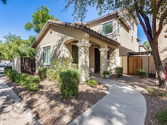 2nd image of 3778 E SANTA FE Lane