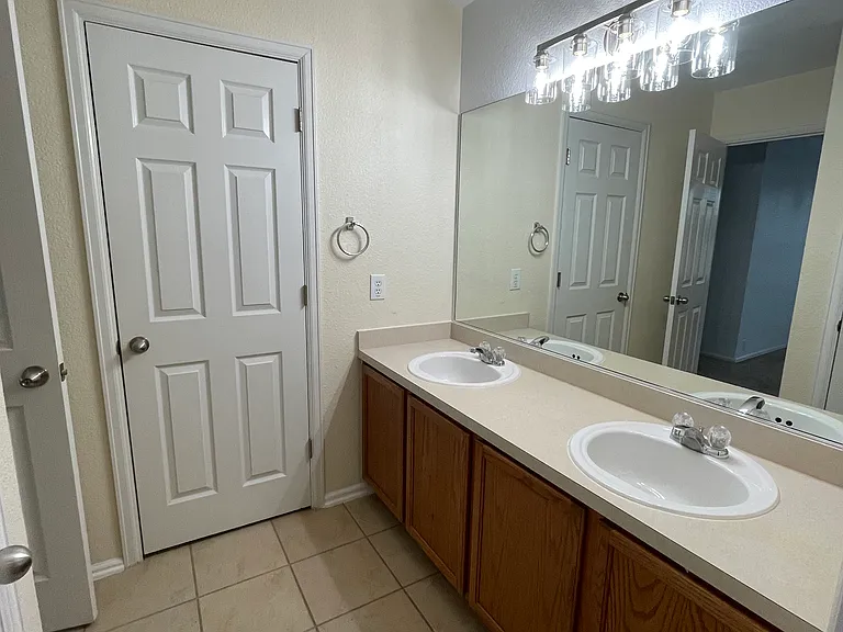 13523 Bristow Dawn — Photo 16