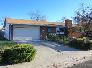 902 S Dotsero Dr, Loveland, CO 80537