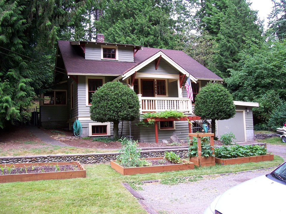 1st image of 18426 Ballinger Way NE