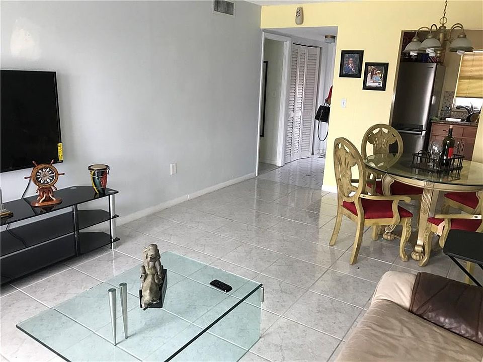 1st image of 8950 NE Sunrise Lakes Boulevard #208