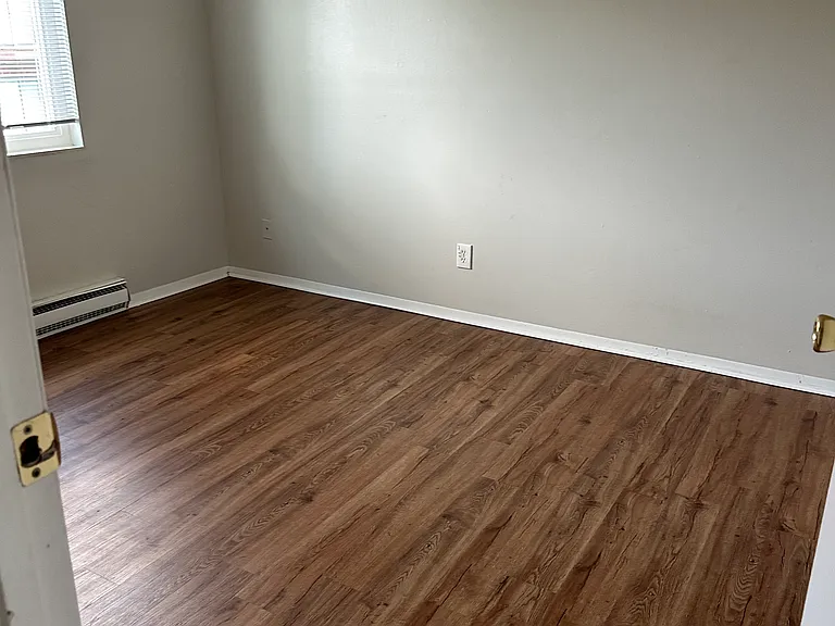 5476 Southgate Blvd — Photo 30