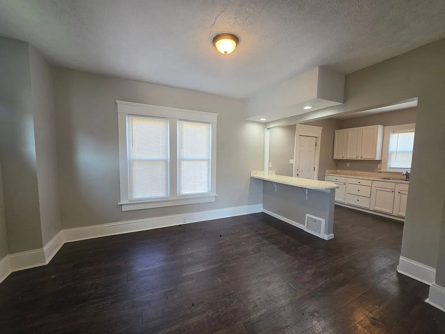 For Rent 3 Bedroom Home In Canton, Oh! — Photo 3
