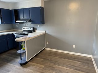 83 Archery Rd, Nitro, WV 25143