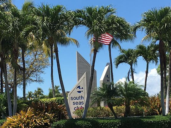 2nd image of 440 Seaview Ct APT 505
