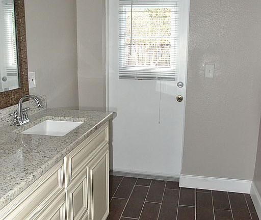 2nd image of 615 Balfour Dr