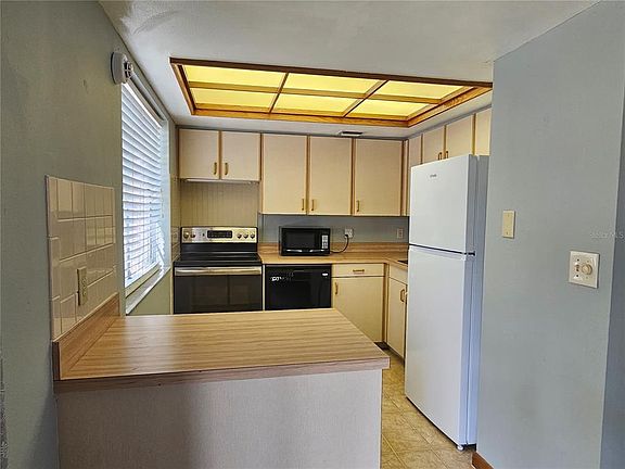 4th image of 1361 Big Pine Dr #1