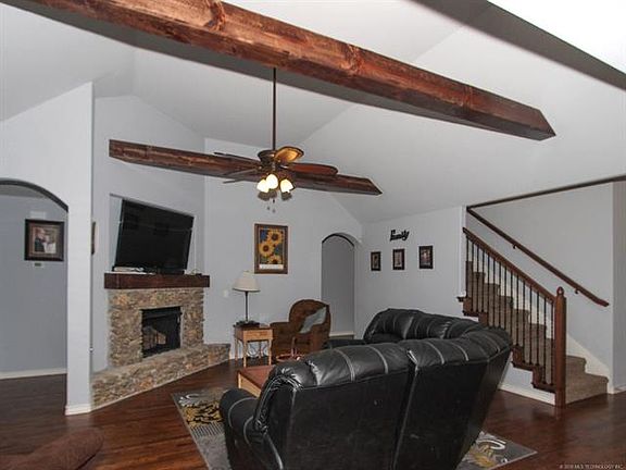 5th image of 22120 E 115th Pl S