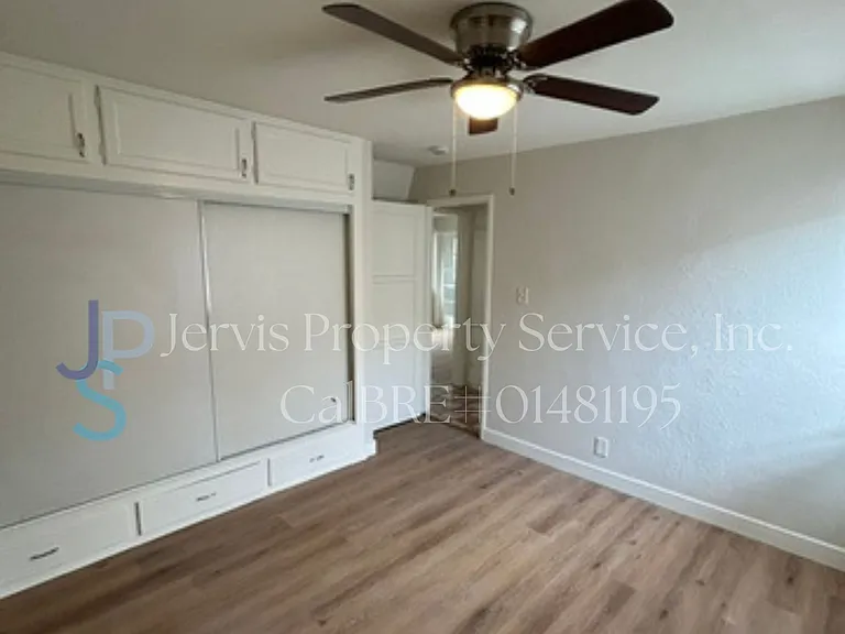 8922 Evergreen Ave #A — Photo 10