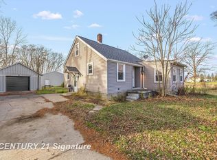 2378 S Garfield Rd, Auburn, MI 48611