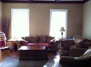 160 Walnut St #1, Newton, MA 02460