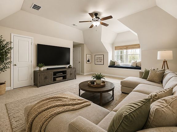 3rd image of 15 Center Ct