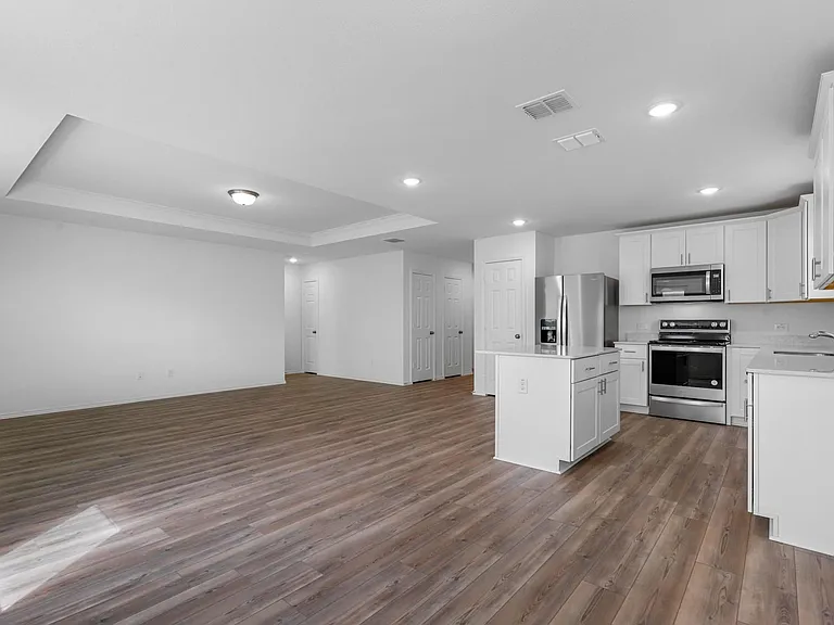 4433 Benham Dr — Photo 20