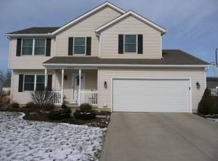 380 Shamrock Ln, Newark, OH 43055