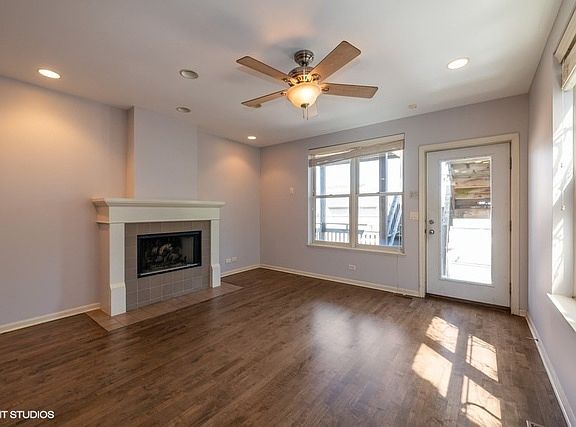 3rd image of 1814 W Armitage Ave #2