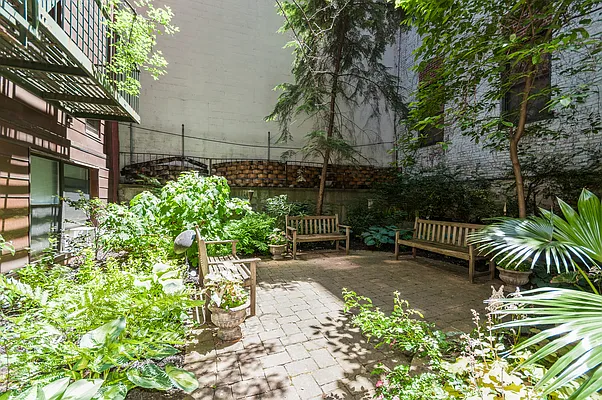 Rented by Compass | media 14