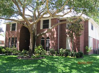 15822 Red Hill Trl, Houston, TX 77095