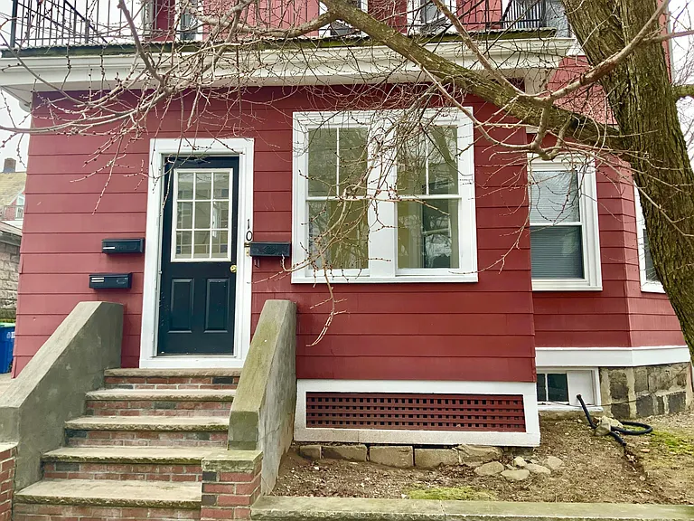10 Victoria St #2 — Photo 27