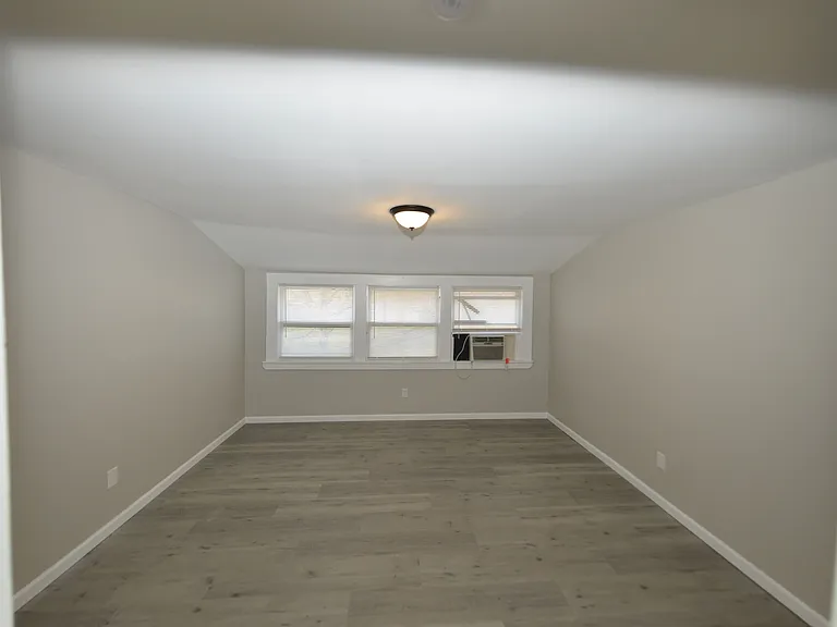 1517 Waverly St #A — Photo 12
