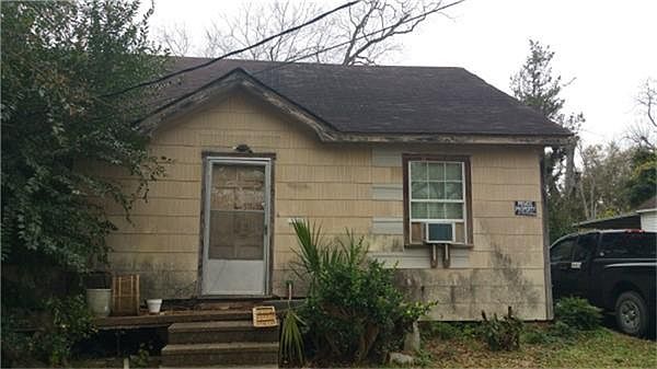 1st image of 3870 Ector Ave
