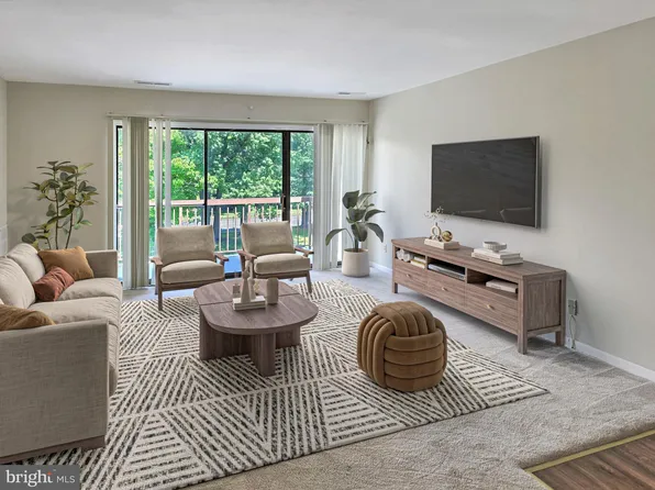 10101 Prince Pl #304-5B, Upper Marlboro, MD 20774