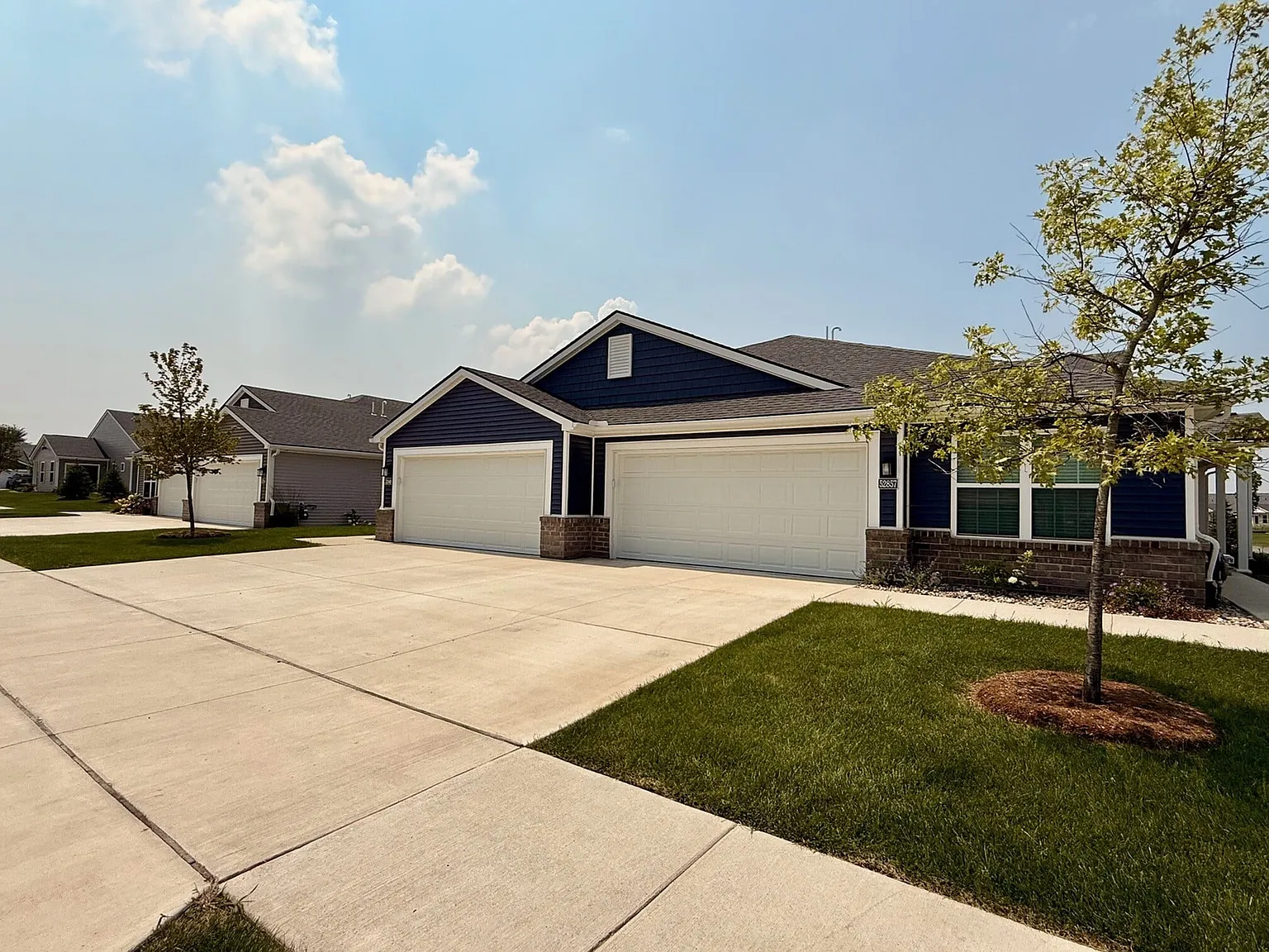 Everly of Macomb — Photo 1